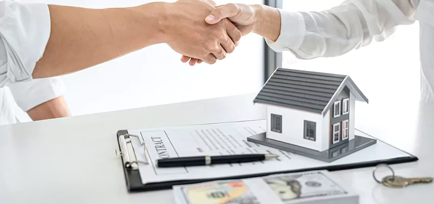 How We Determine Your Sell House Before Foreclosure Offer in Garden City, NY?