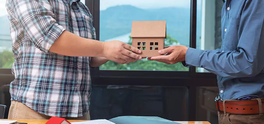 How We Determine Your Sell House with Reverse Mortgage Offer in Garden City, NY?