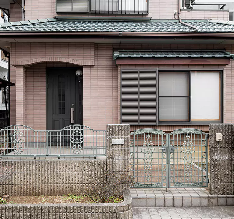 The Most Trusted Company to Sell Damaged House in Garden City